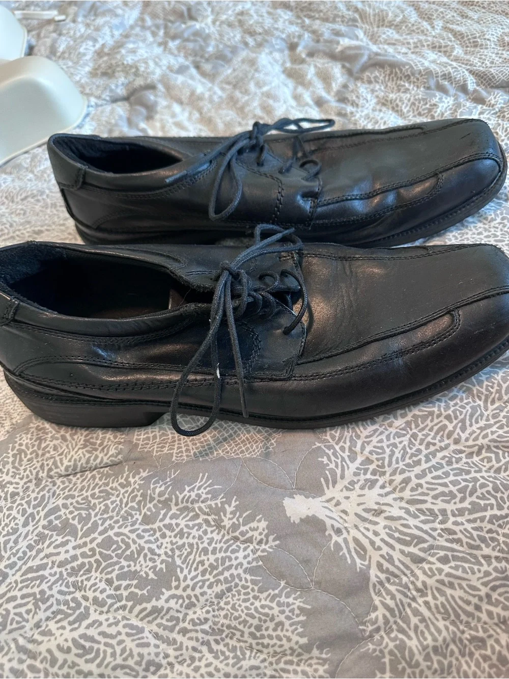 Clarks Black Leather Lace-Up Derby Shoes